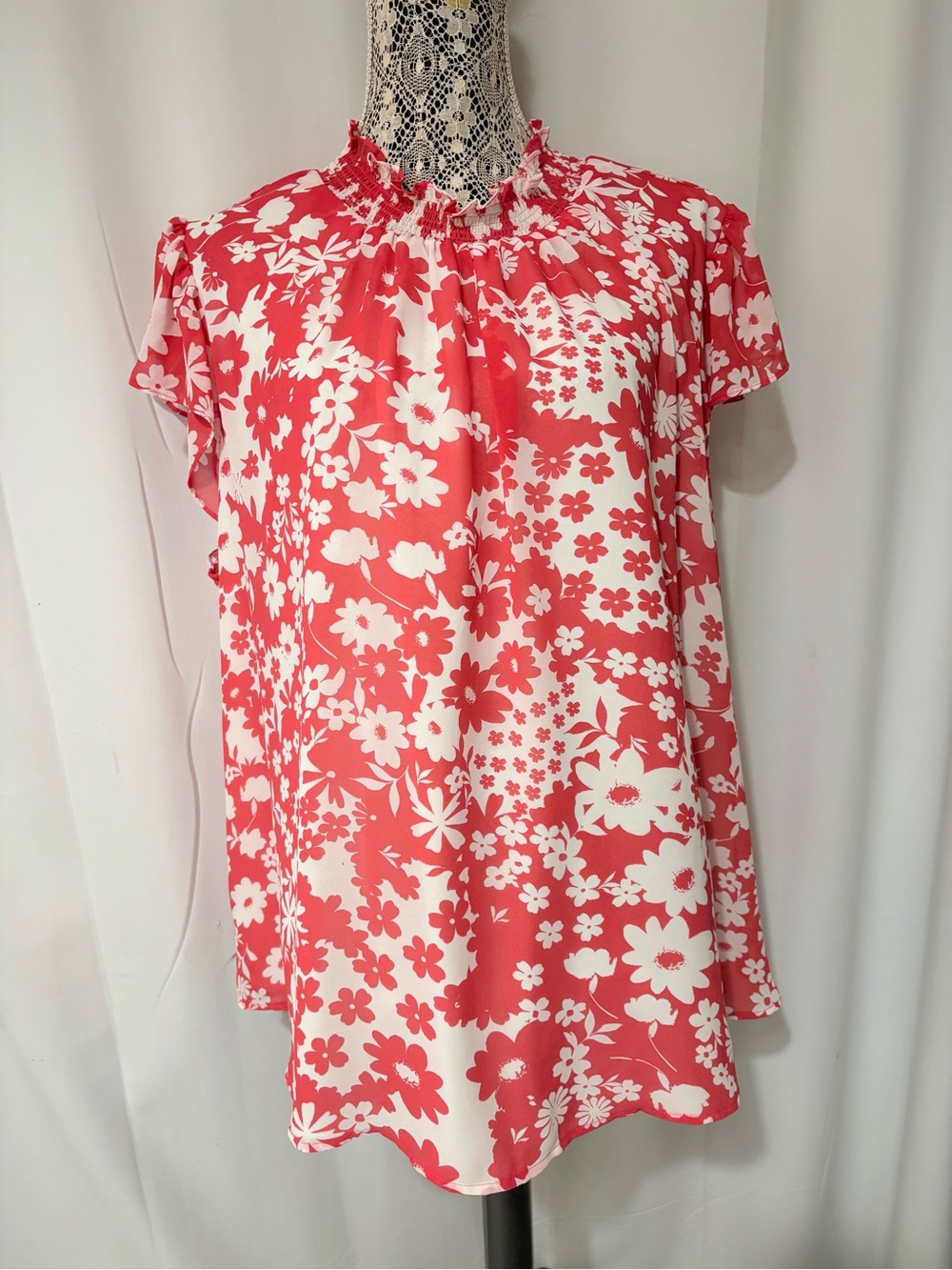Sugarlips Coral and White Floral Plus Size 2X Flutter Sleeve Blouse
